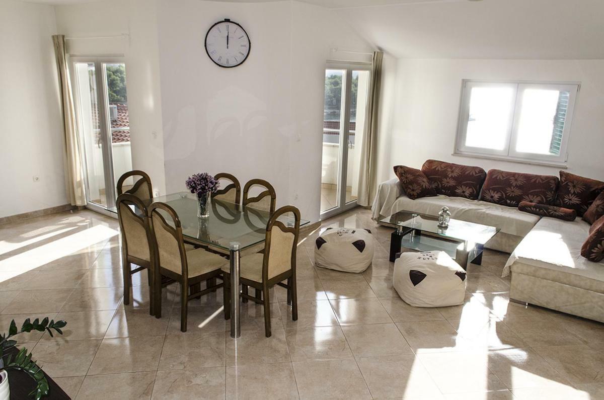 Appartement Mars à Trogir Extérieur photo